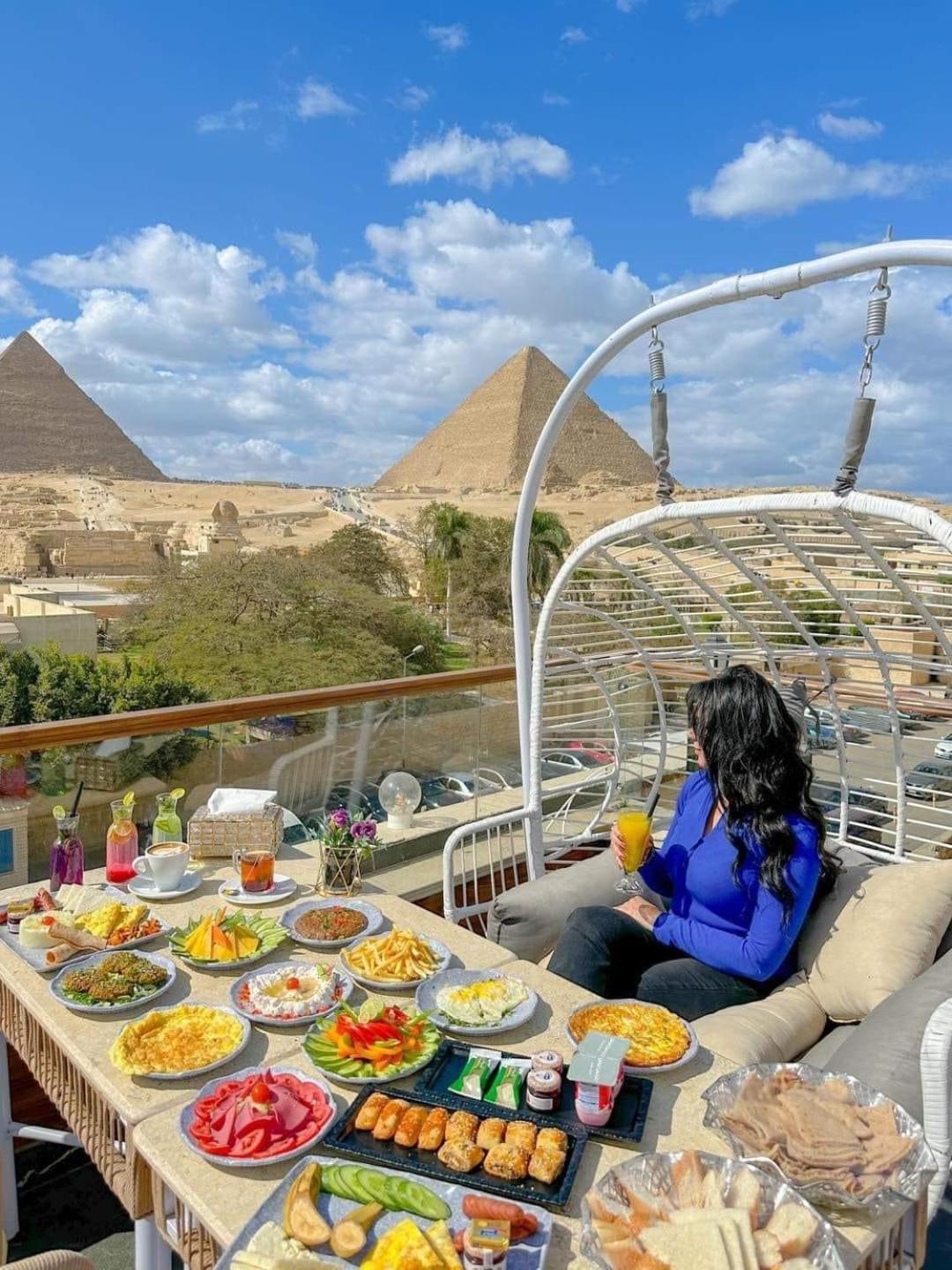 Tree Lounge Pyramids View Inn , Sphinx Giza Kafret el-Gabal エクステリア 写真