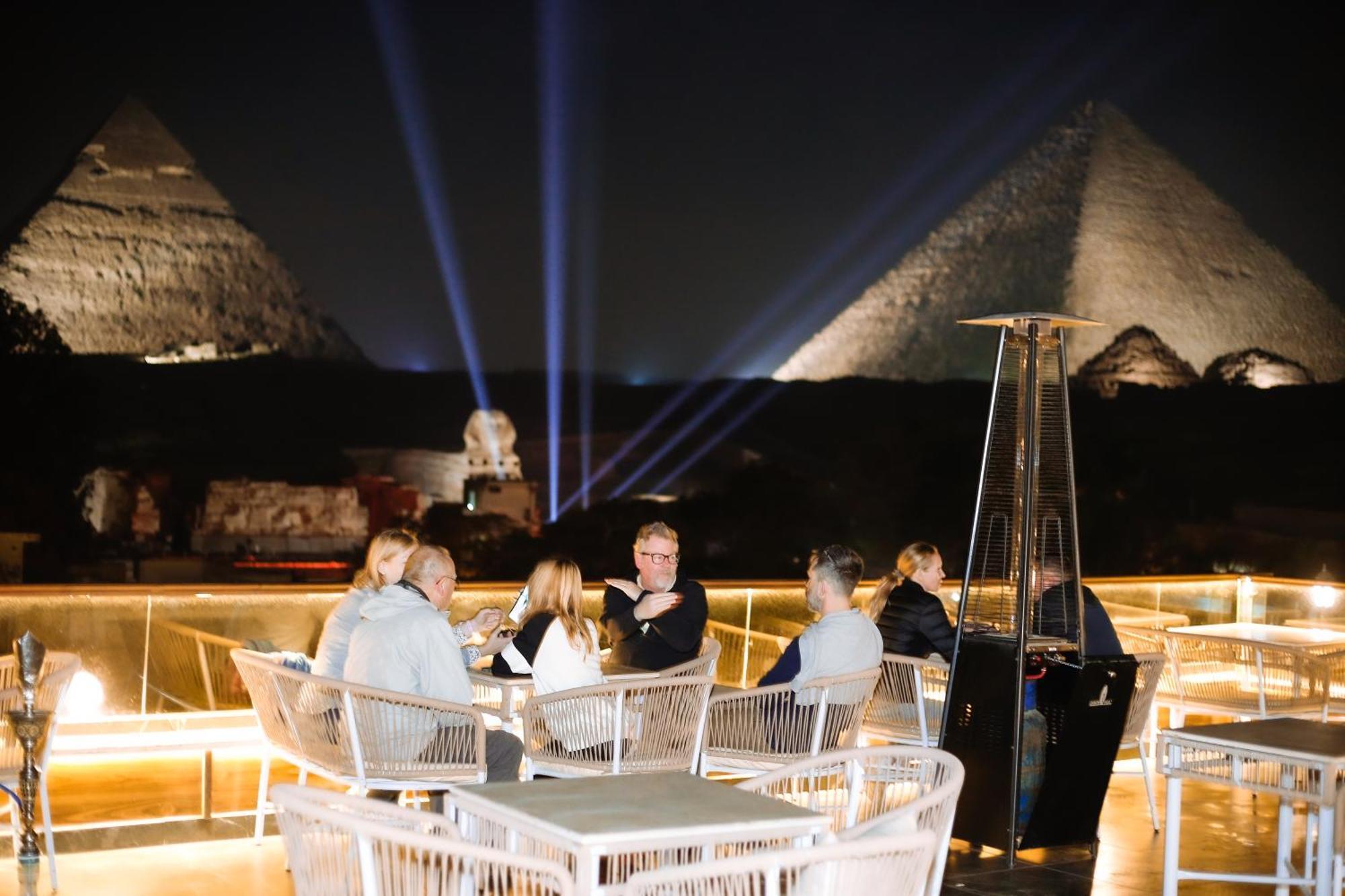 Tree Lounge Pyramids View Inn , Sphinx Giza Kafret el-Gabal エクステリア 写真