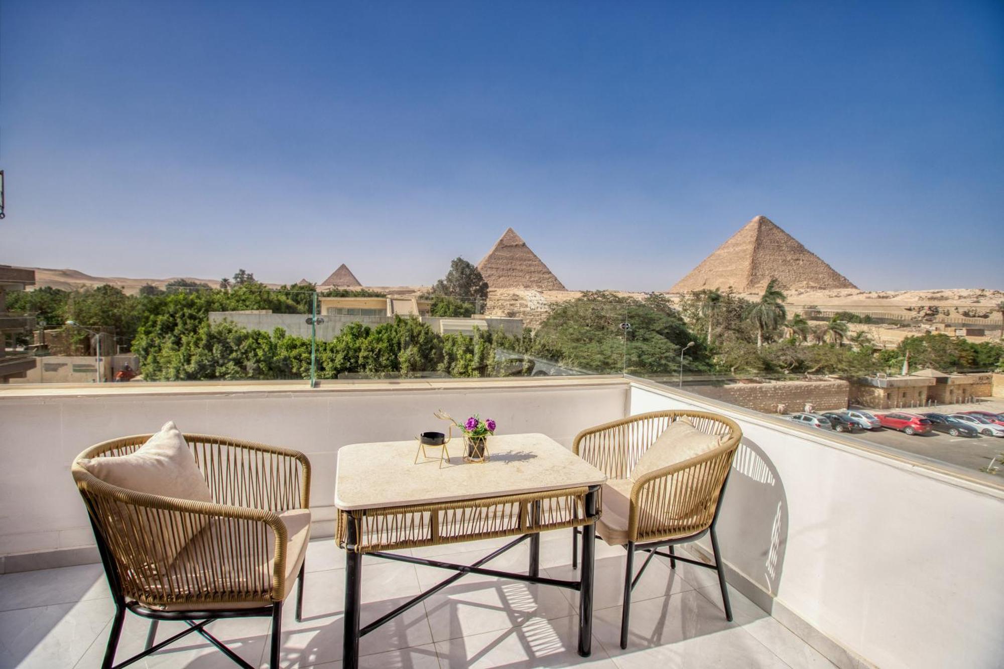 Tree Lounge Pyramids View Inn , Sphinx Giza Kafret el-Gabal エクステリア 写真