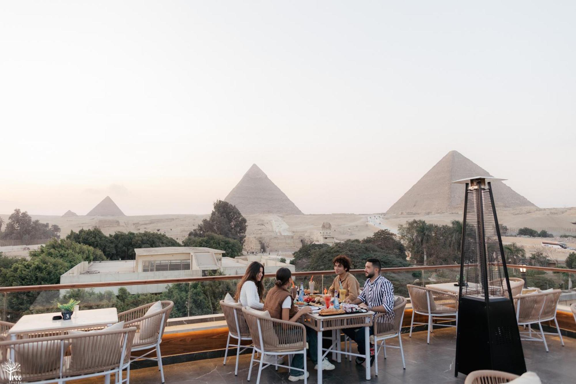 Tree Lounge Pyramids View Inn , Sphinx Giza Kafret el-Gabal エクステリア 写真